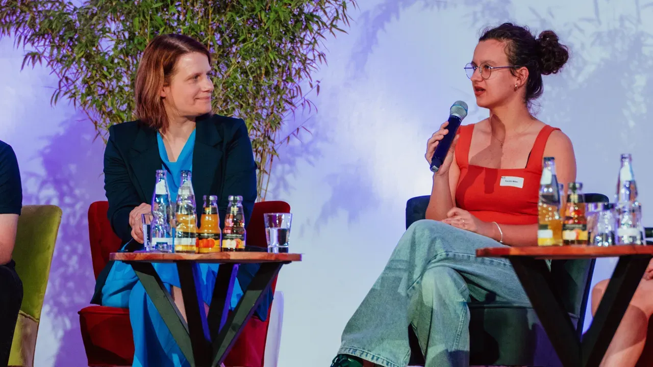 Gespräch mit Julia Hamburg_Oliver Hoffmann (42).jpg